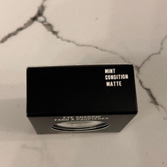 Mac eyeshadow  - Picture 2 of 2